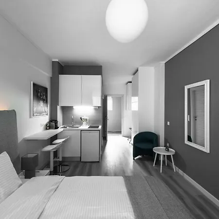 M&f Luxury M Apartment